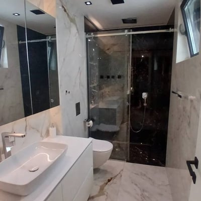 Alquiler de un lujoso y espacioso apartamento de 4 habitaciones, 170 m², Vračar, Belgrado, Serbia